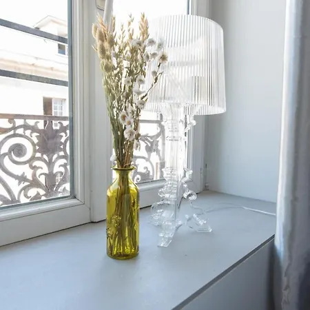 Le Petit Prince- Studio Cosy 2 Pers -metro Valmy Appartement Lyon